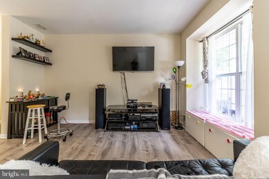 9194 Cardinal Forest Ln unit 47, Lorton, VA 22079 - photo 2