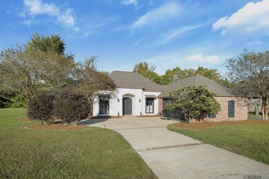 8683 R Dawes Dr, Denham Springs, LA 70706 - photo 2