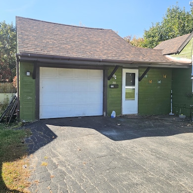 30 Park St, East Millinocket, ME 04430 - photo 2