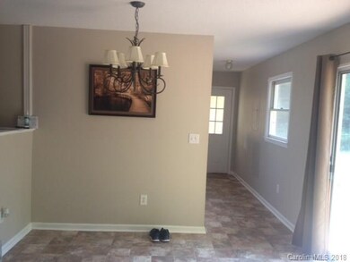 116 Bramblewood Dr, Statesville, NC 28625 - photo 3