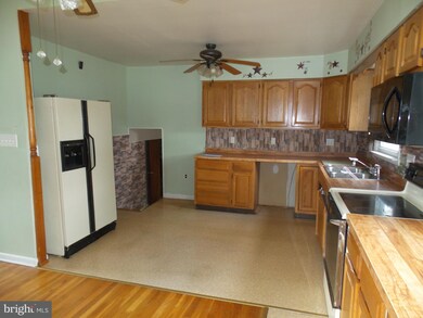 199 Franklin St, Clayton, NJ 08312 - photo 4