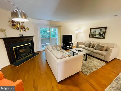 3828A Steppes Ct, Falls Church, VA 22041 - photo 3