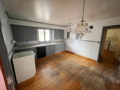 1002 N 2nd St unit 1002 N. 2nd St., Bismarck, ND 58501 - photo 6