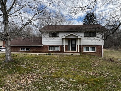 1009 Sycamore Dr, Manchester, TN 37355 - photo 2