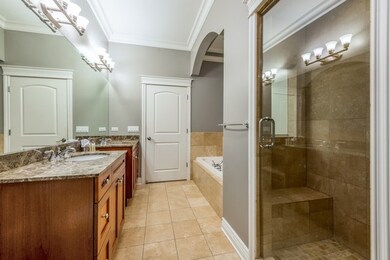 4927 N Damen Ave unit 2D, Chicago, IL 60625 - photo 5