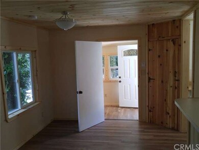 Front entry, mud room