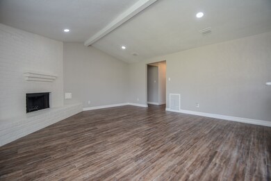 3626 Abinger Ln, Houston, TX 77088 - photo 7