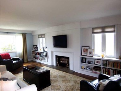 Living Room. As you enter the home you are greeted