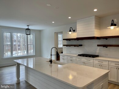 798 Richardson Dr, Harwood, MD 20776 - photo 6