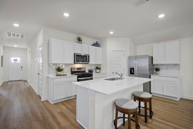 6900 N Cypress St, North Little Rock, AR 72116 - photo 2