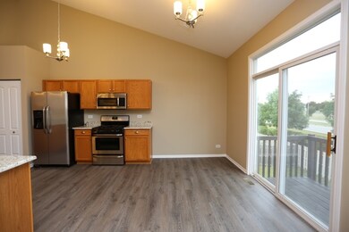 1012 Hummingbird Cir, Joliet, IL 60431 - photo 6