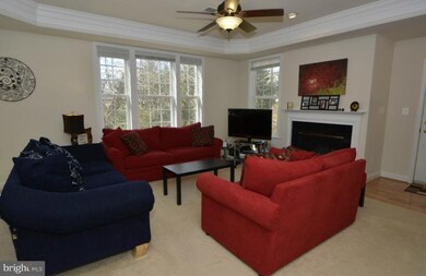 7138 Huntley Creek Place, Alexandria, VA 22306 - photo 5
