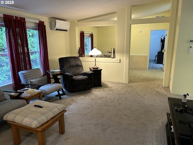 1600 Rhododendron Dr unit 6, Florence, OR 97439 - photo 3