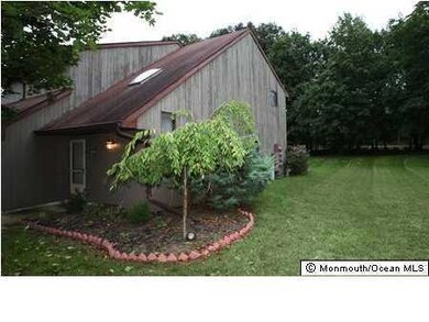 77 Wigwam Ln, Tinton Falls, NJ 07724 - photo 2