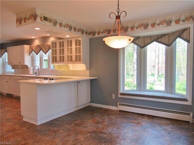 Window Seat and Breakfast Bar