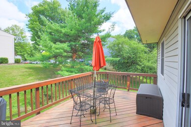 9313 Cabot Ct, Laurel, MD 20723 - photo 5