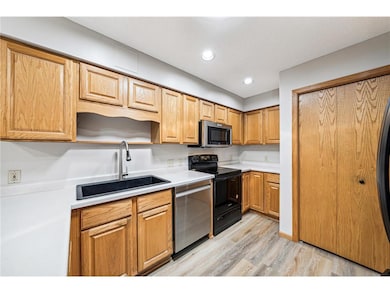 805 Raymond St, Somerset, WI 54025 - photo 5