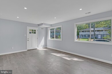 6910 Forest Terrace, Hyattsville, MD 20785 - photo 3