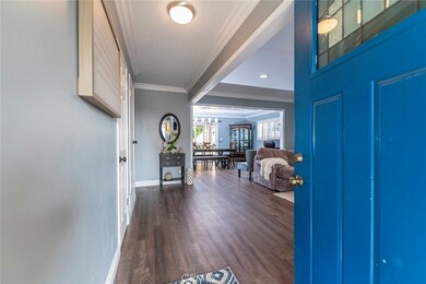 711 Azure Ct, Upland, CA 91786 - photo 2