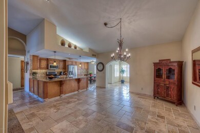 007_Dining Room and Kitchen
