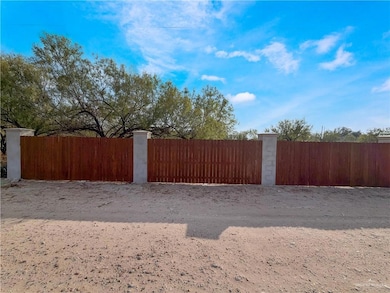 2615 E La Pointe Ave, Alton, TX 78573 - photo 4