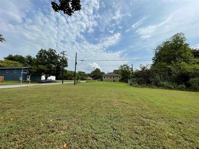 Lot 1 W Johnson St, Denison, TX 75020 - photo 2