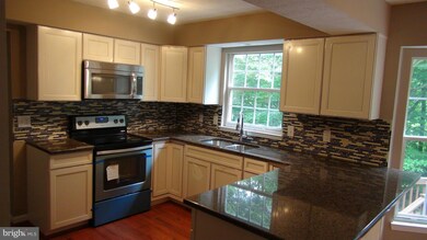 46 Rocky Way Dr, Stafford, VA 22554 - photo 2