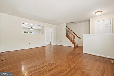 544 Highland Towne Ln, Warrenton, VA 20186 - photo 6