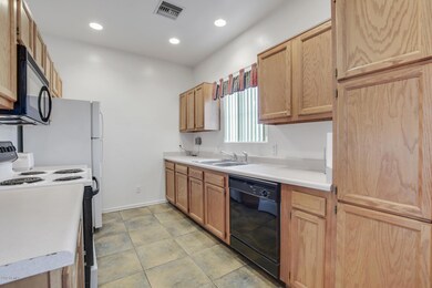 10-Kitchen