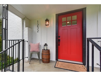 1232 Cornell St, Lake Oswego, OR 97034 - photo 3