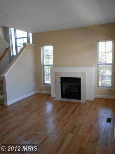 46343 Villa Square unit 123, Sterling, VA 20165 - photo 7