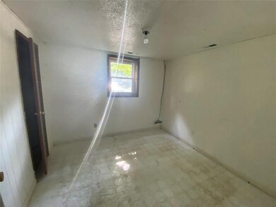 BASEMENT LEVEL 4TH BEDROOM