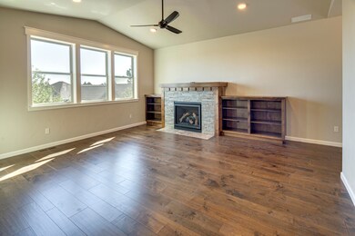 63102 Pikes Ct, Bend, OR 97701 - photo 7