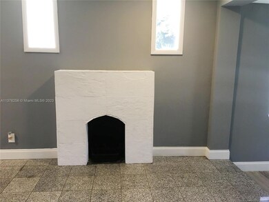 Decorative fireplace