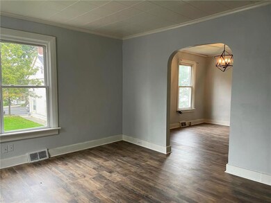 9 W Ettwein St, Bethlehem, PA 18018 - photo 3