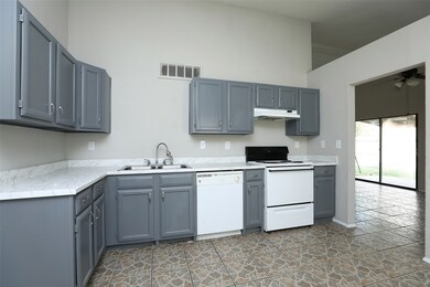 24306 Kennedy Ranch Ln, Hockley, TX 77447 - photo 6