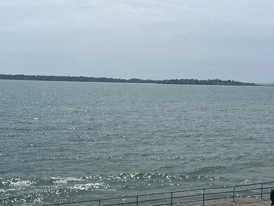 56 Humphrey St unit 5, Swampscott, MA 01907 - photo 2