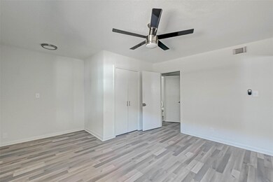 2420 Mcduffie St unit 2, Houston, TX 77019 - photo 3