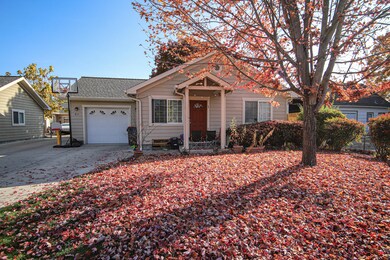 424 Manzanita St, Central Point, OR 97502 - photo 4