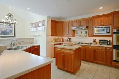 210 Marina Dr unit 17, Quincy, MA 02171 - photo 3