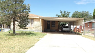 606 E Yucca Dr, Hobbs, NM 88240 - photo 2