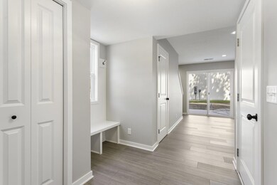 8-web-or-mls-433-felch-st