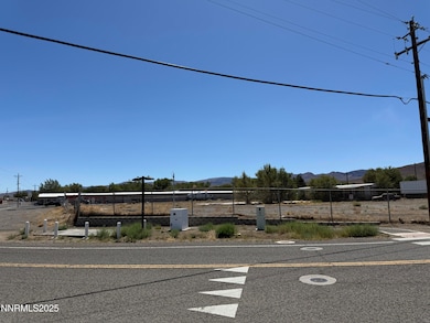 825 Mesa Dr, Fernley, NV 89408 - photo 2