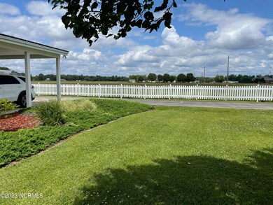 DD01CE9F-578A-47A4-93EB-4429295D3054