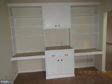 250 Deer Run Ct, Royersford, PA 19468 - photo 4