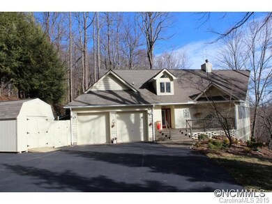 2 Car Garage+Storage/Golf Cart
