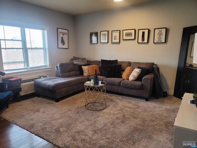 105 Broad St unit 205, Newark, NJ 07104 - photo 2