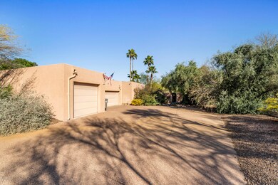 3 CAR GARAGE