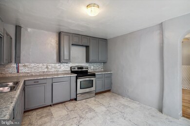 443 S 5th St, Reading, PA 19602 - photo 6