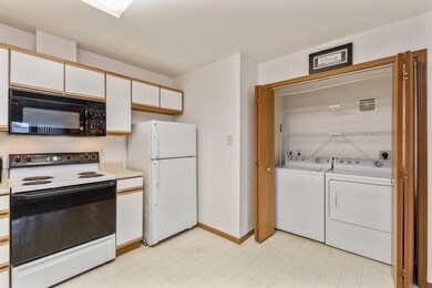 4533 1st Ave SW unit 1, Cedar Rapids, IA 52405 - photo 7
